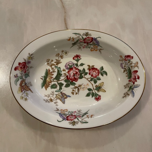 Wedgwood Bone China Made in England Pattern Name Charnwood 10” Vegetable Bowl - Picture 8 of 12